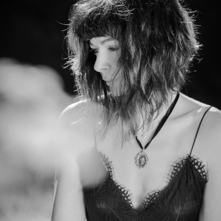 Vkgoeswild - Vika Yermolyeva - The rock & metal pianist - Piano covers, sheet music, MIDI files, original piano arrangements, just ask me. www.vkgoeswild.com